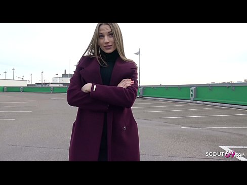 ❤️ CERCETAȘUL GERMAN ESTE UN VIS ATINGÂNDU-L PE STEELE, TELL-UL DIN PARCARE ȘI SEXY PENTRU BANI ️❌ at us ❌️